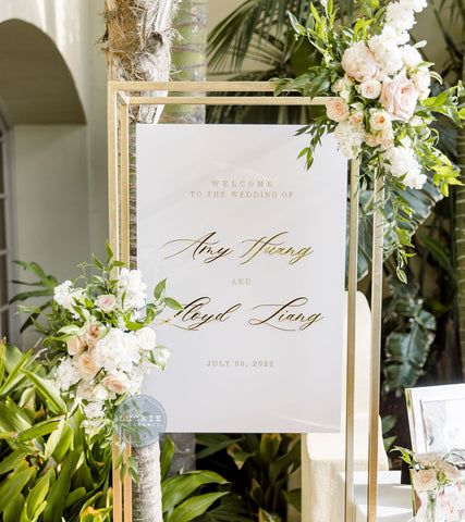 Amy + Lloyd Welcome Sign